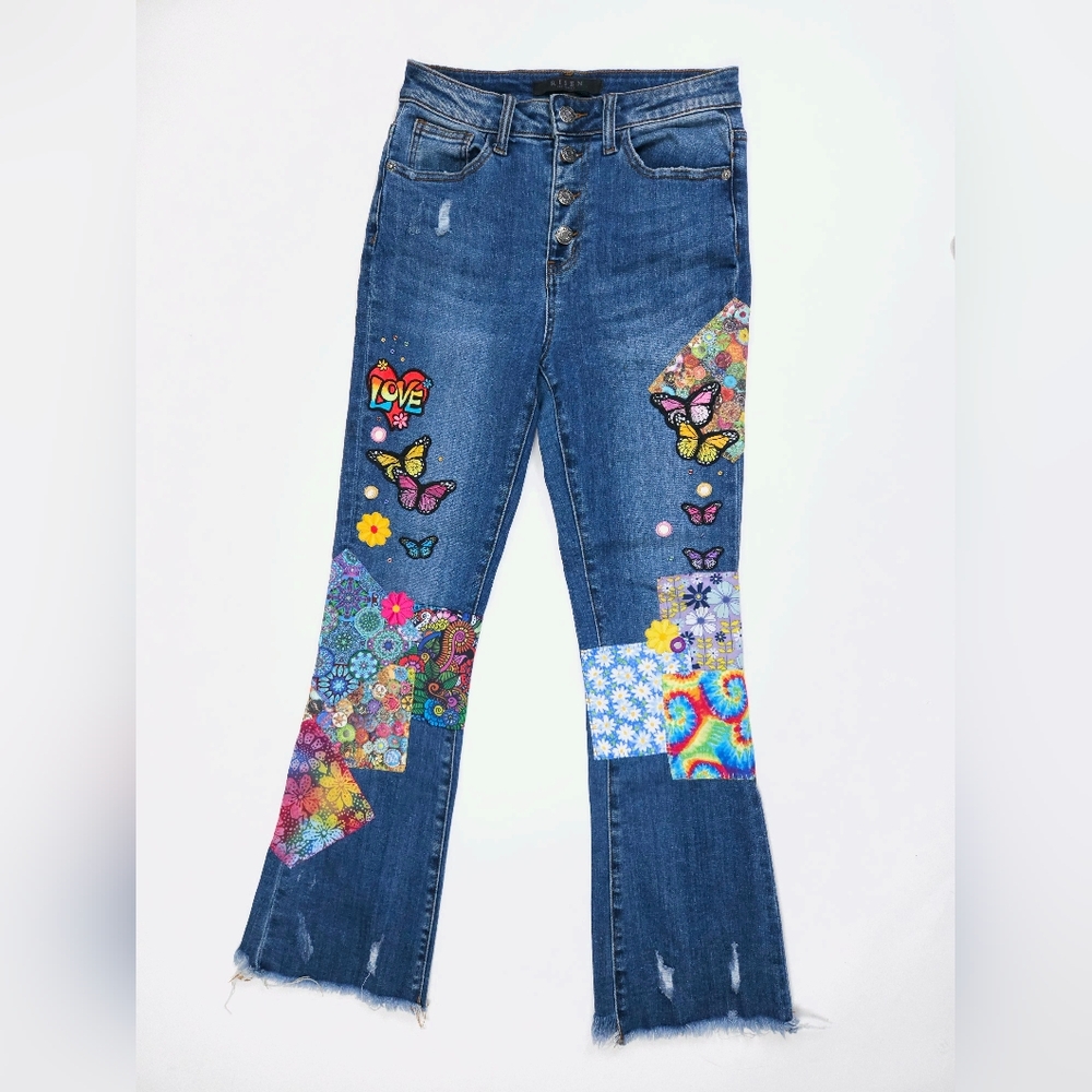 RISEN Los Angeles Flared Blue Jeans Distressed Patched Upcycled Denim Size 26 /3